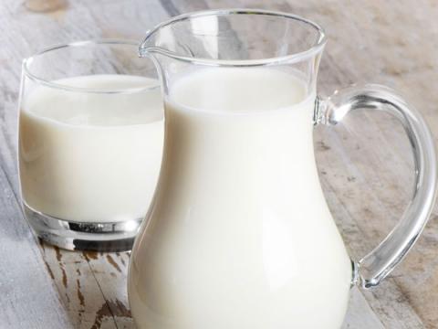 Kết quả hình ảnh cho sữa, mật ong